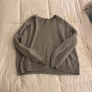 Women’s Hollister crewneck sweater